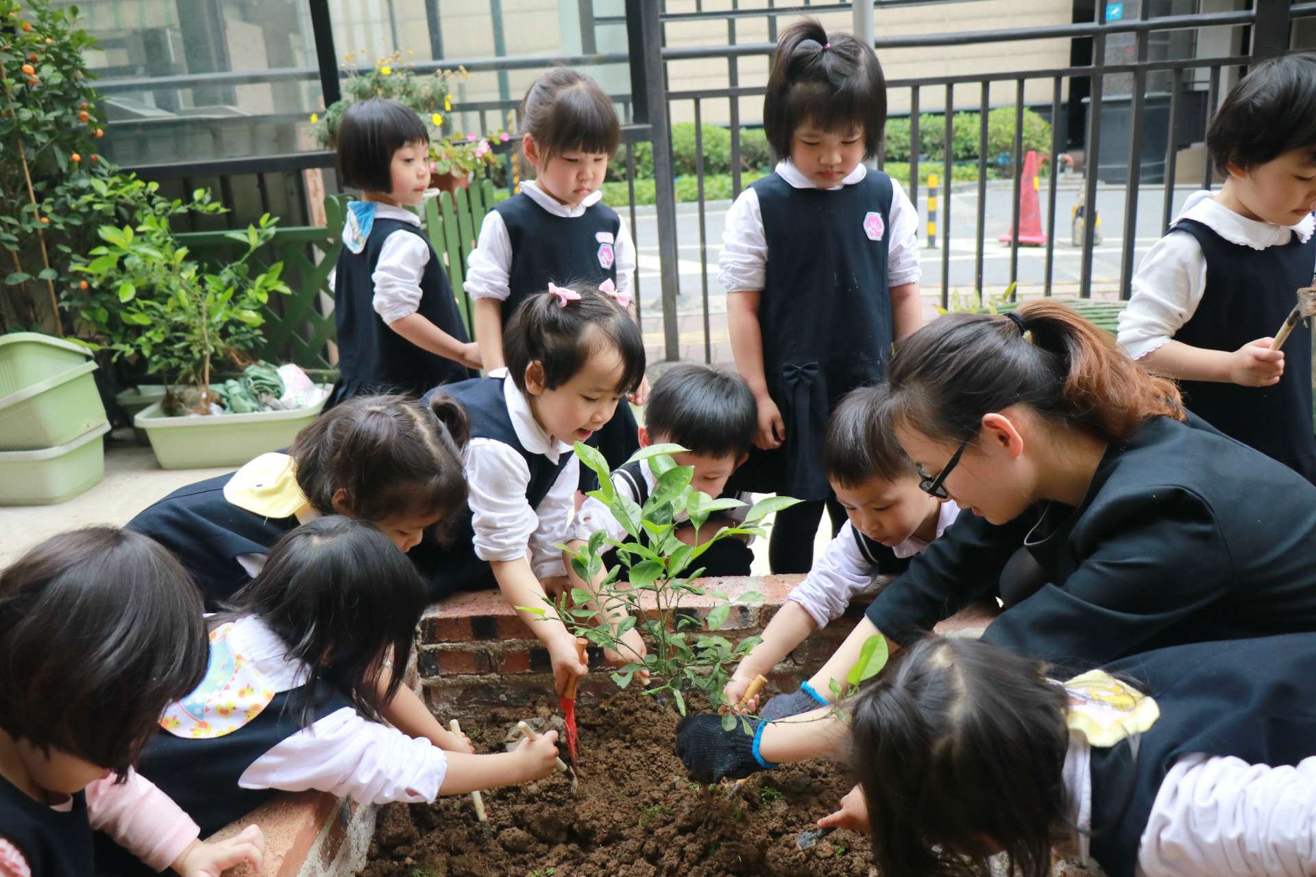 BEL怡翠宏璟幼儿园3月春天主题活动